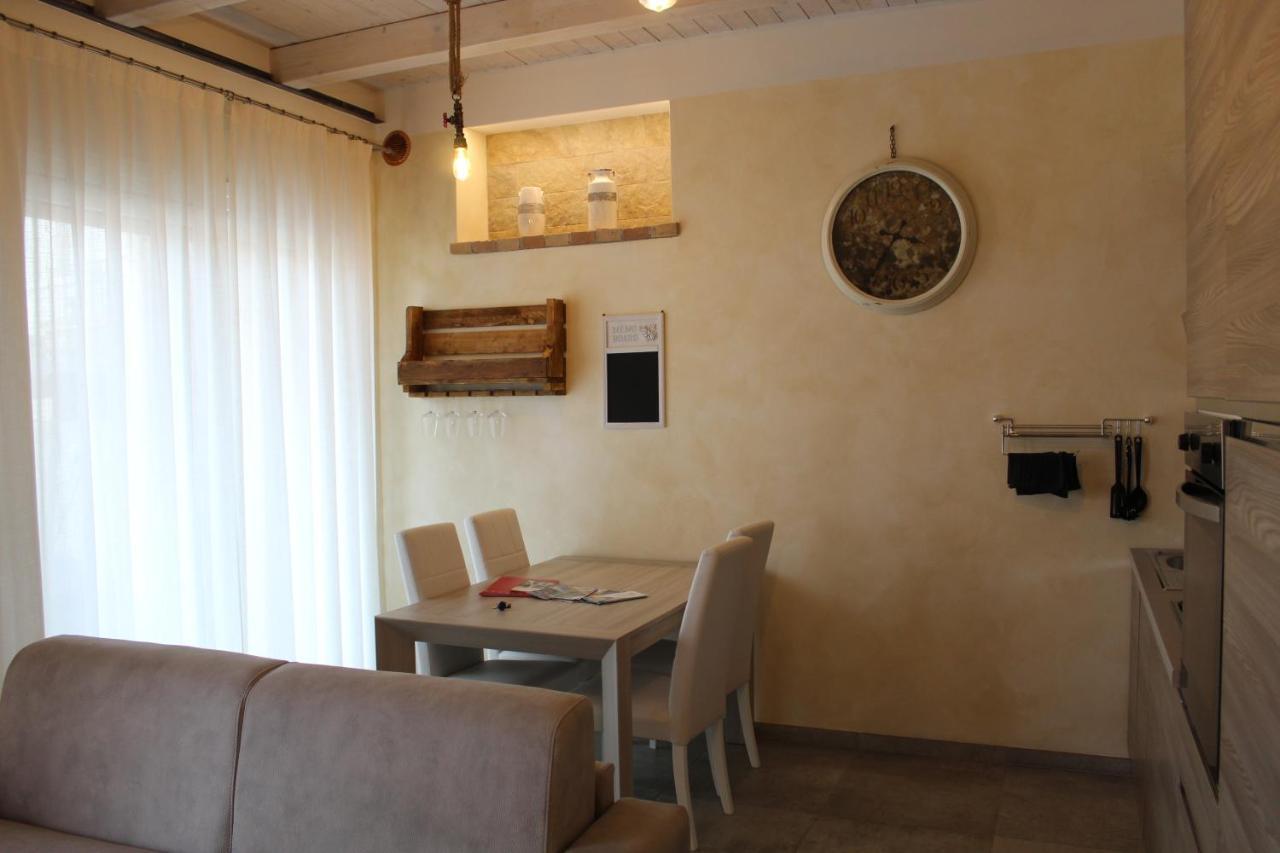 Villa Martina Ντεζεντσάνο ντελ Γκάρντα Εξωτερικό φωτογραφία