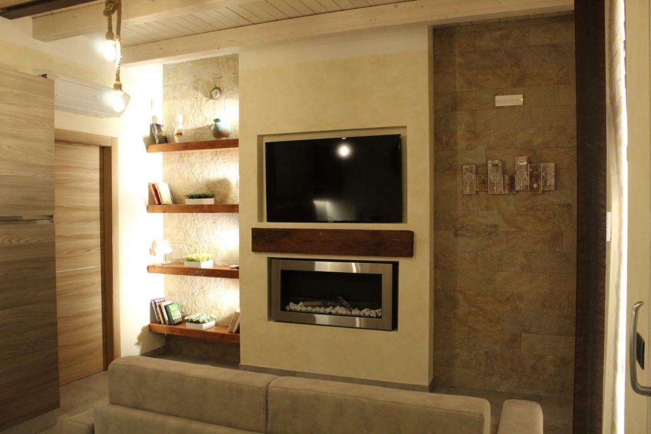 Villa Martina Ντεζεντσάνο ντελ Γκάρντα Εξωτερικό φωτογραφία