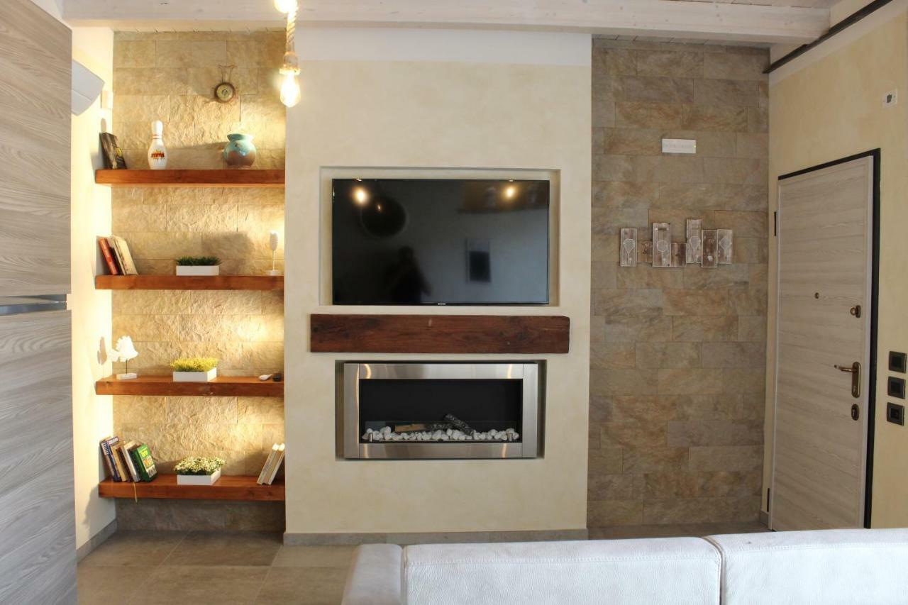 Villa Martina Ντεζεντσάνο ντελ Γκάρντα Εξωτερικό φωτογραφία